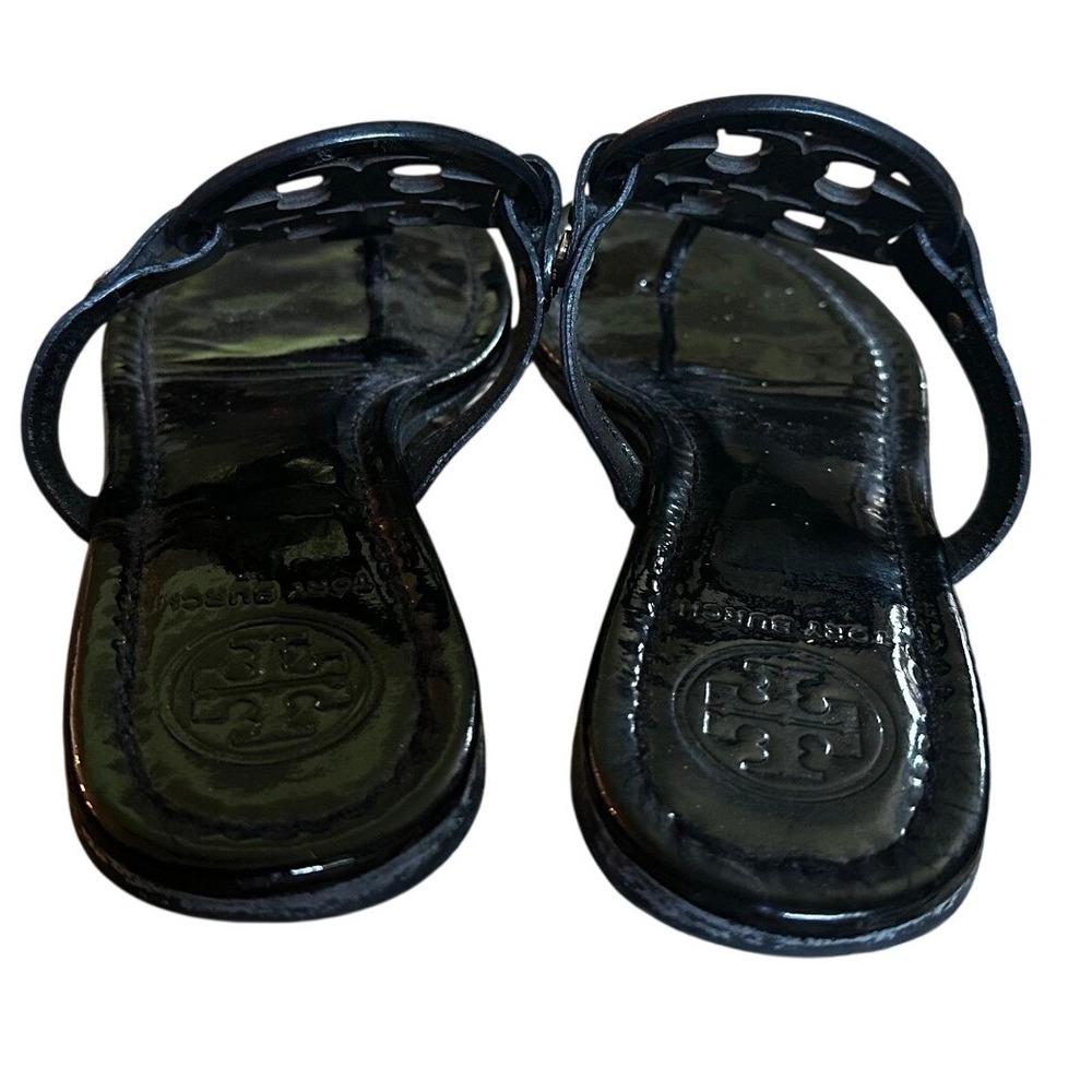 Tory Burch Black Patent Leather Miller Logo Thong Flat Sandals Women's 6 - Picture 4 of 5